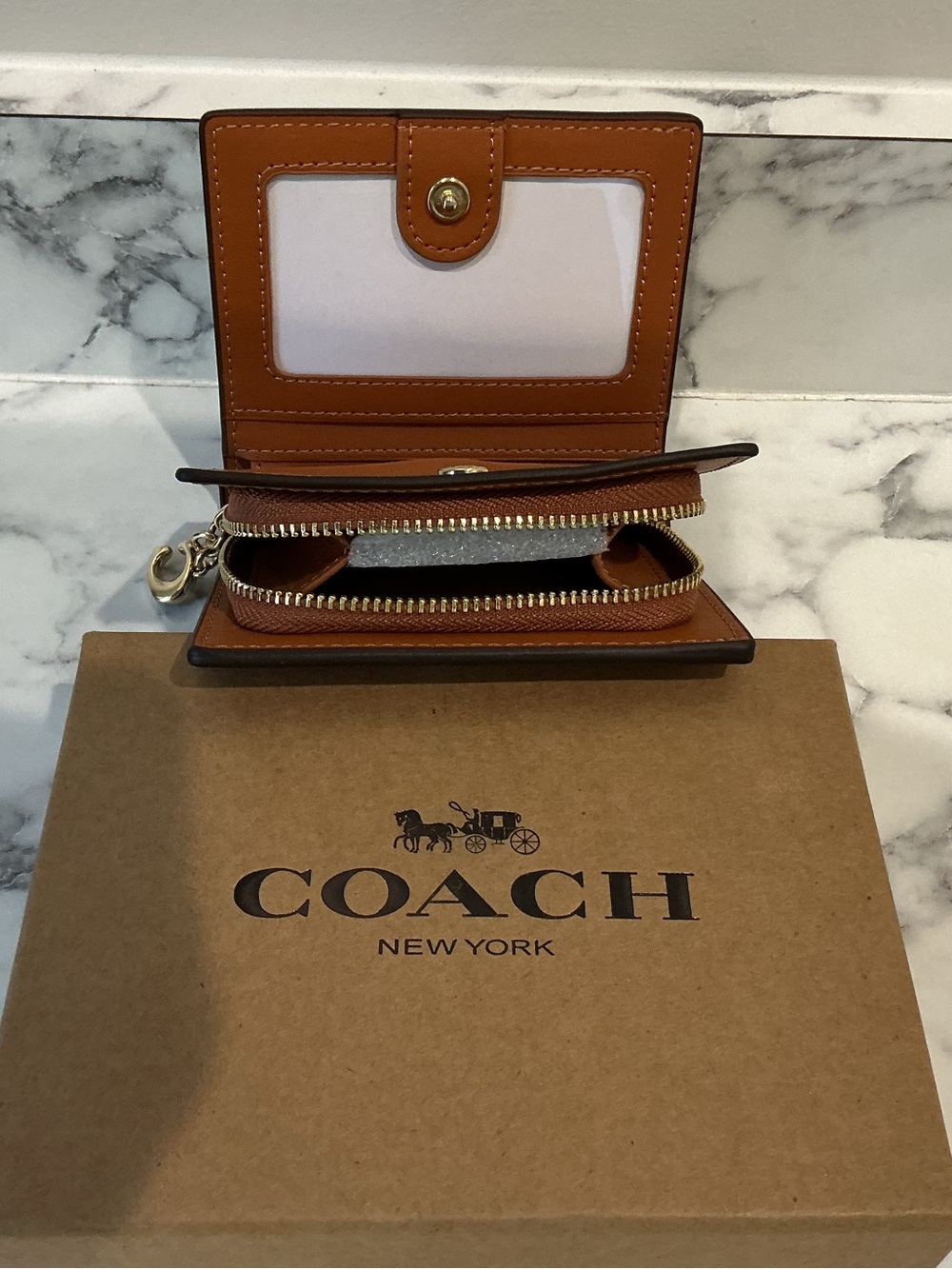 Coach x Peanuts Snap wallet Tan Canvas with Zip Coin Pocket New - Picture 3 of 3